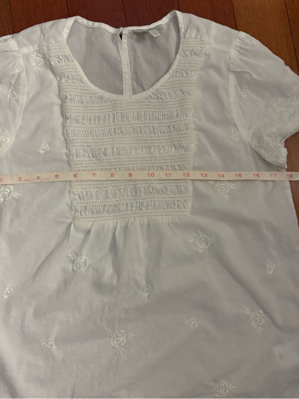 Lucky Brand Womens Boho Peasant Blouse XS White Cottagecore Embroidered Smocked - Picture 12 of 14